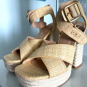 COACH NELLY RAFFIA SANDAL